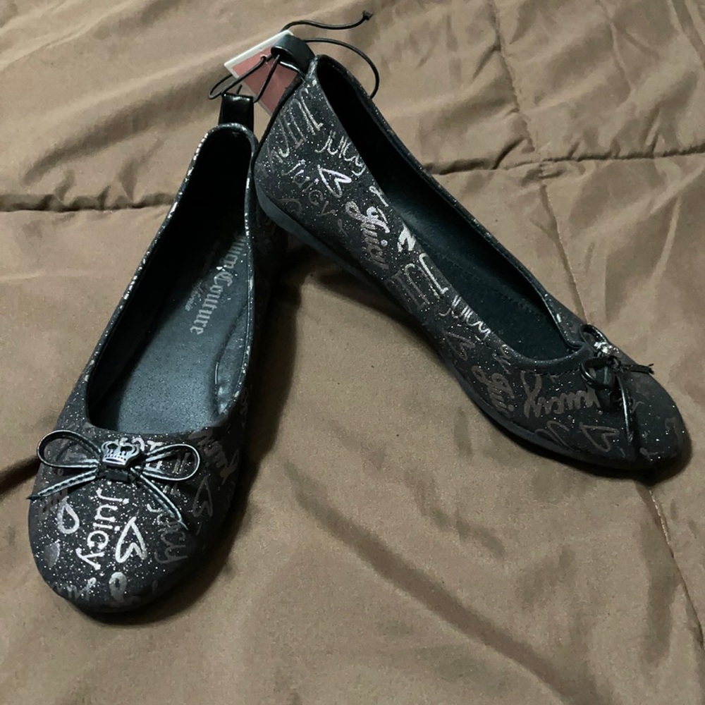 Juicy Couture girls flats